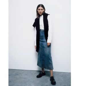 Zara The Stretch Denim Pencil Skirt